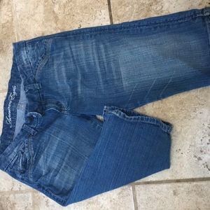 American Eagle Capri jeans